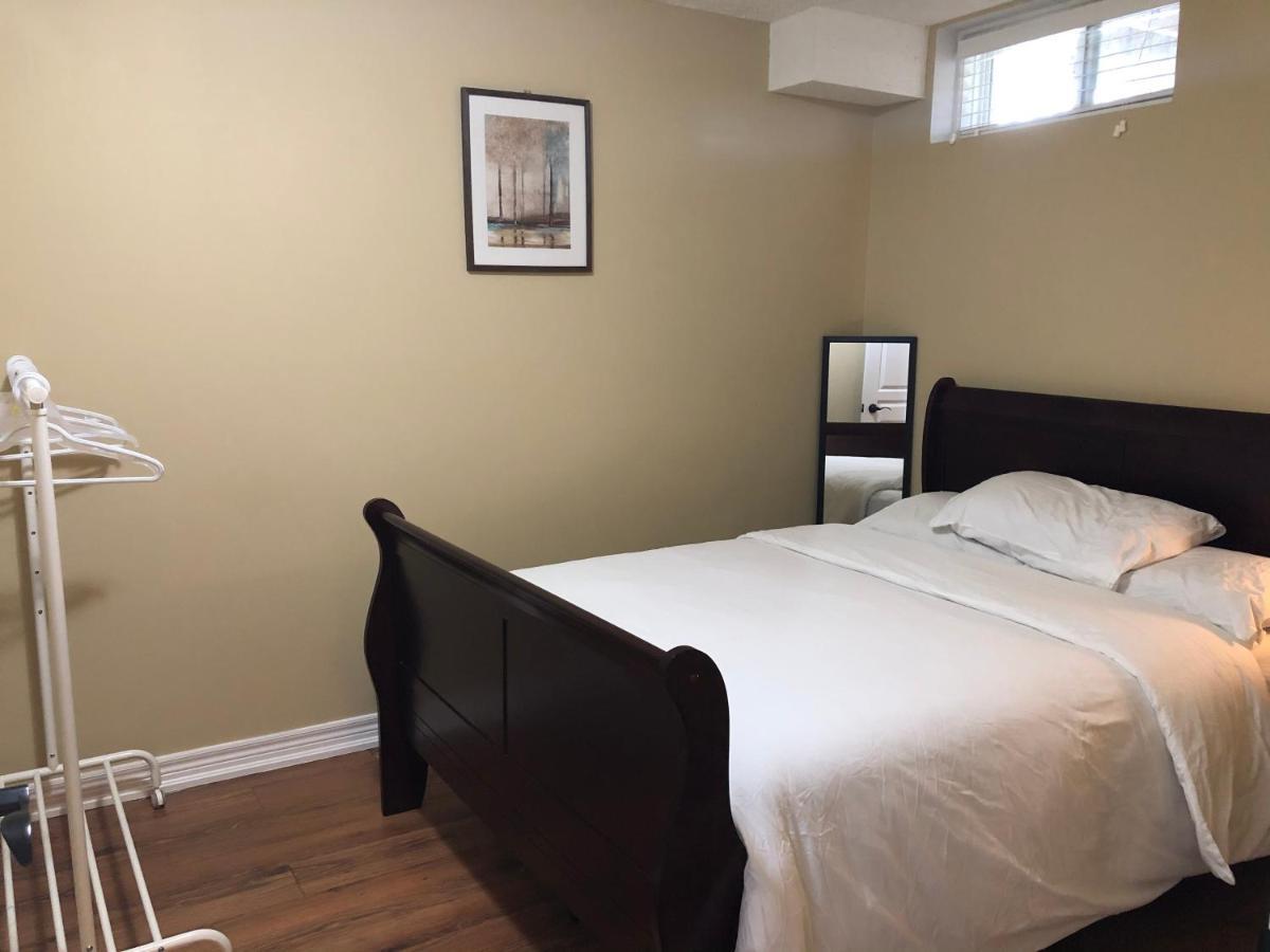 Spacious 2 Bedroom Guest Suite Toronto Buitenkant foto