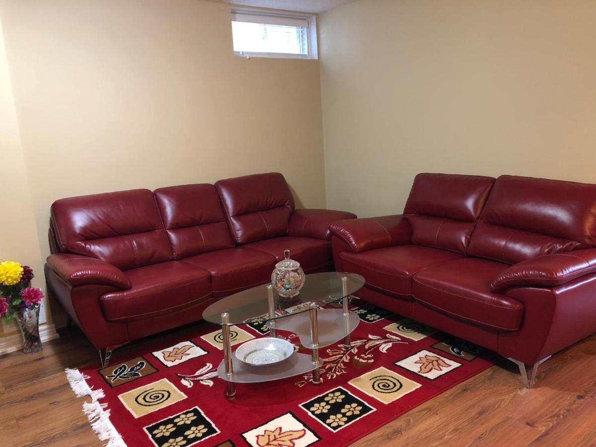 Spacious 2 Bedroom Guest Suite Toronto Buitenkant foto